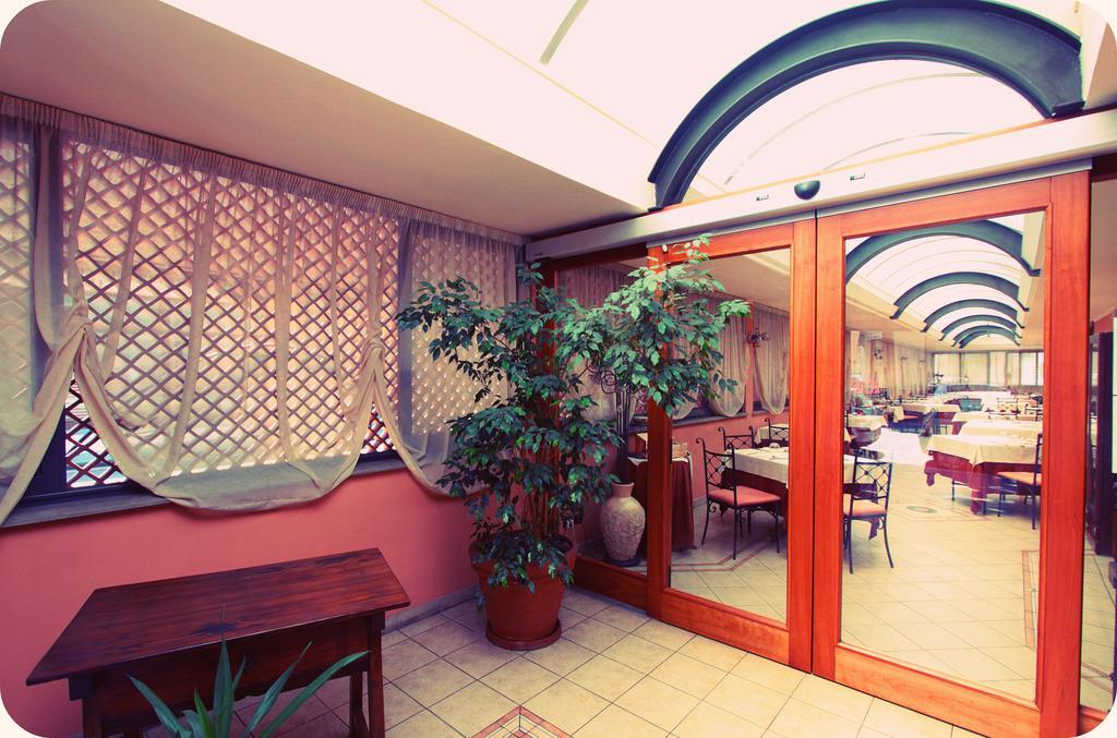 טרני Hotel De Paris מראה חיצוני תמונה