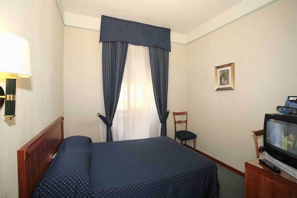 טרני Hotel De Paris מראה חיצוני תמונה