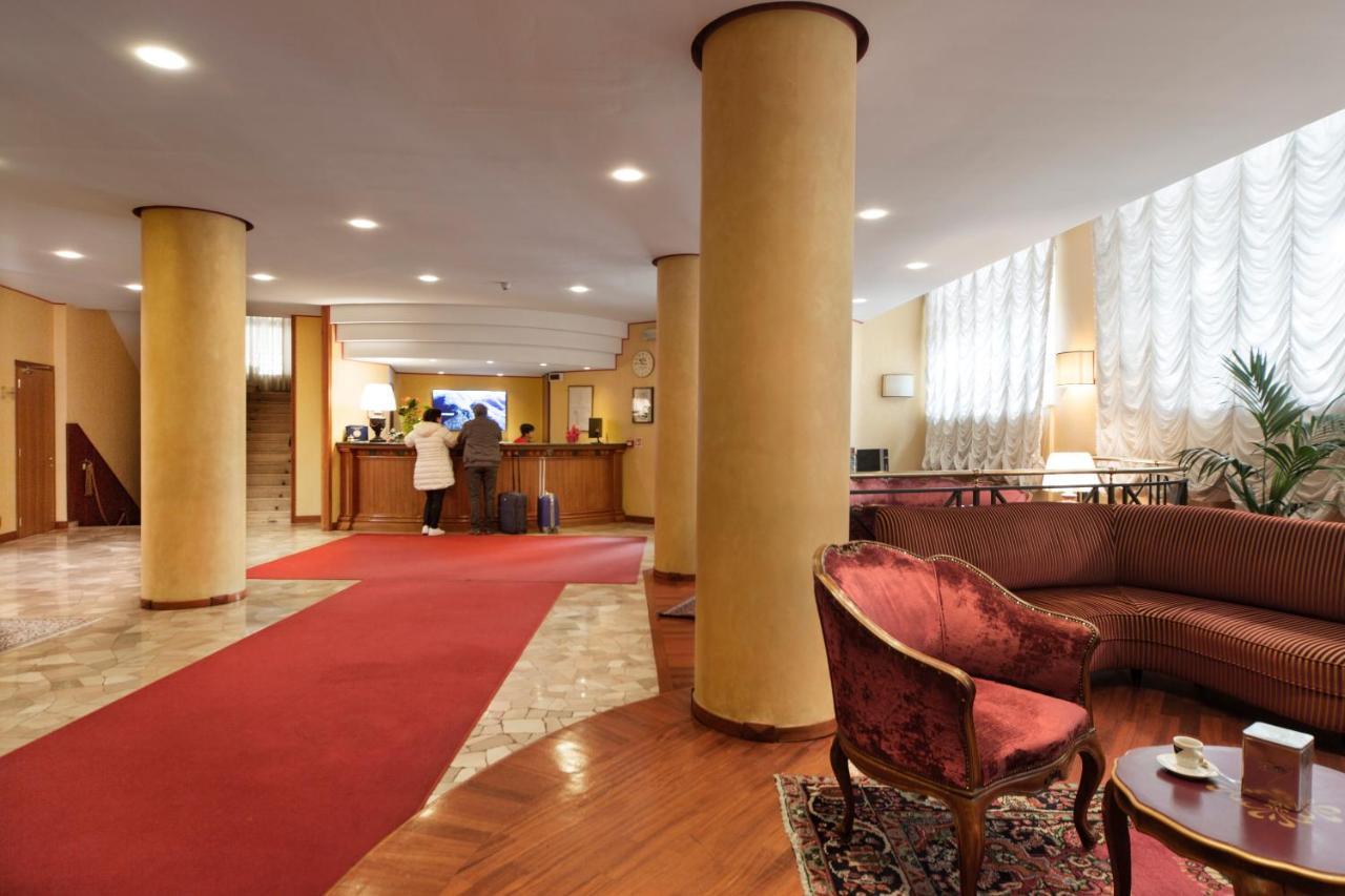 טרני Hotel De Paris מראה חיצוני תמונה